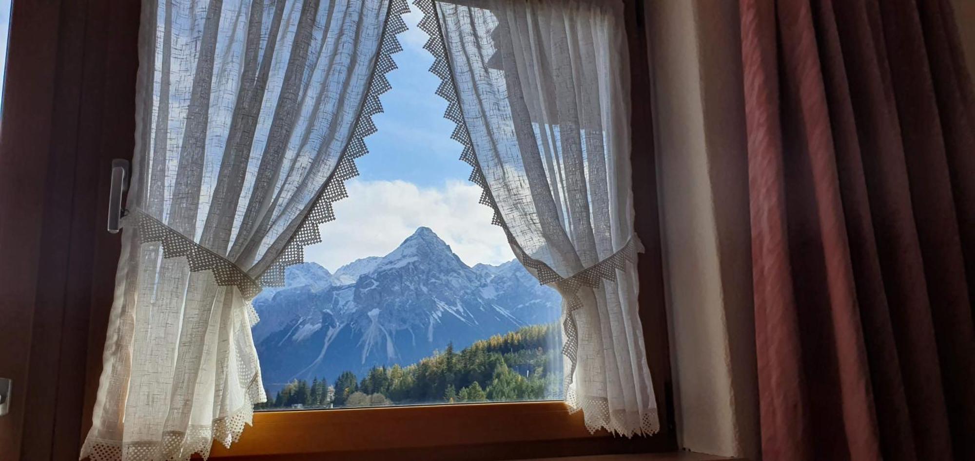 Pension Appartements Via Claudia レルモース 部屋 写真