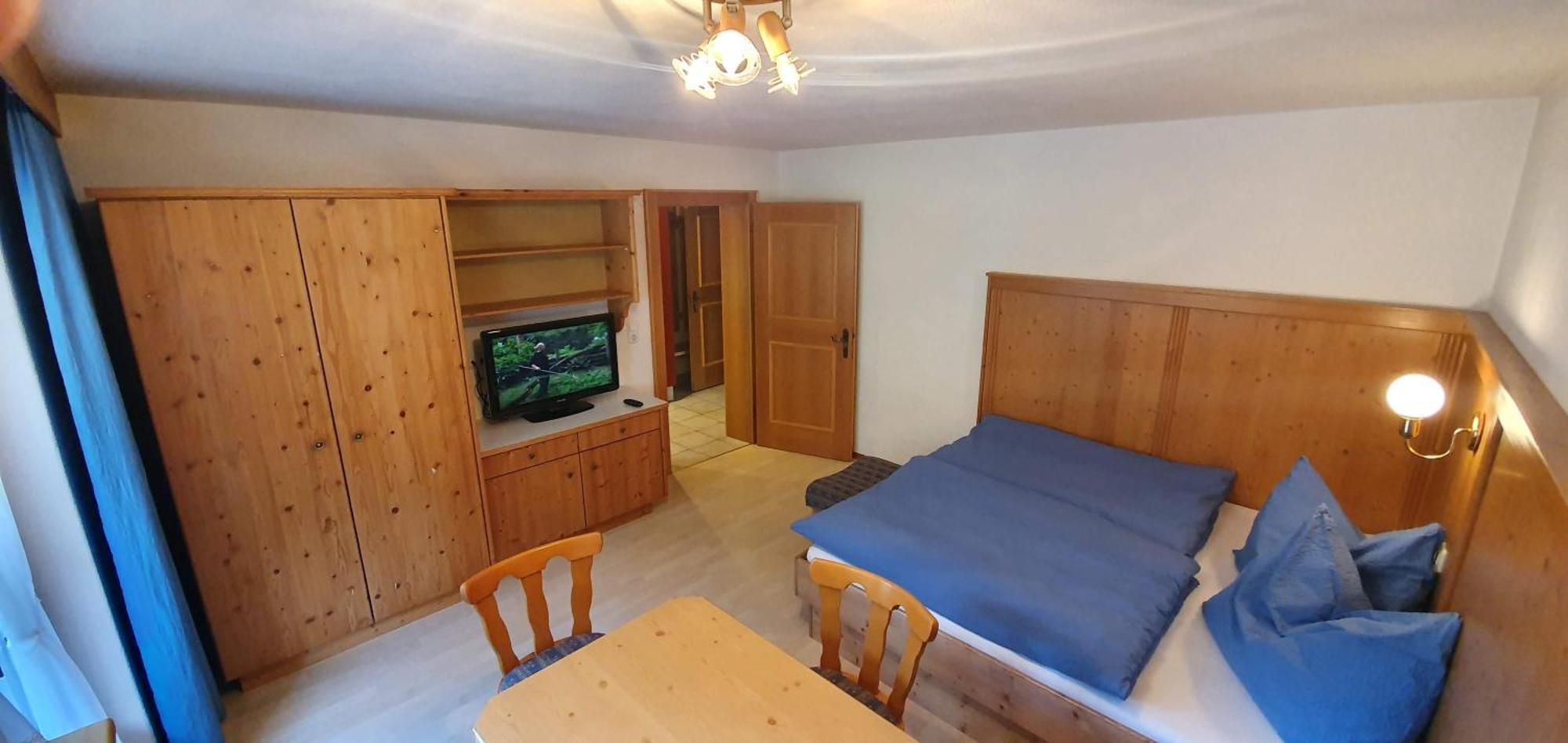 Pension Appartements Via Claudia レルモース 部屋 写真