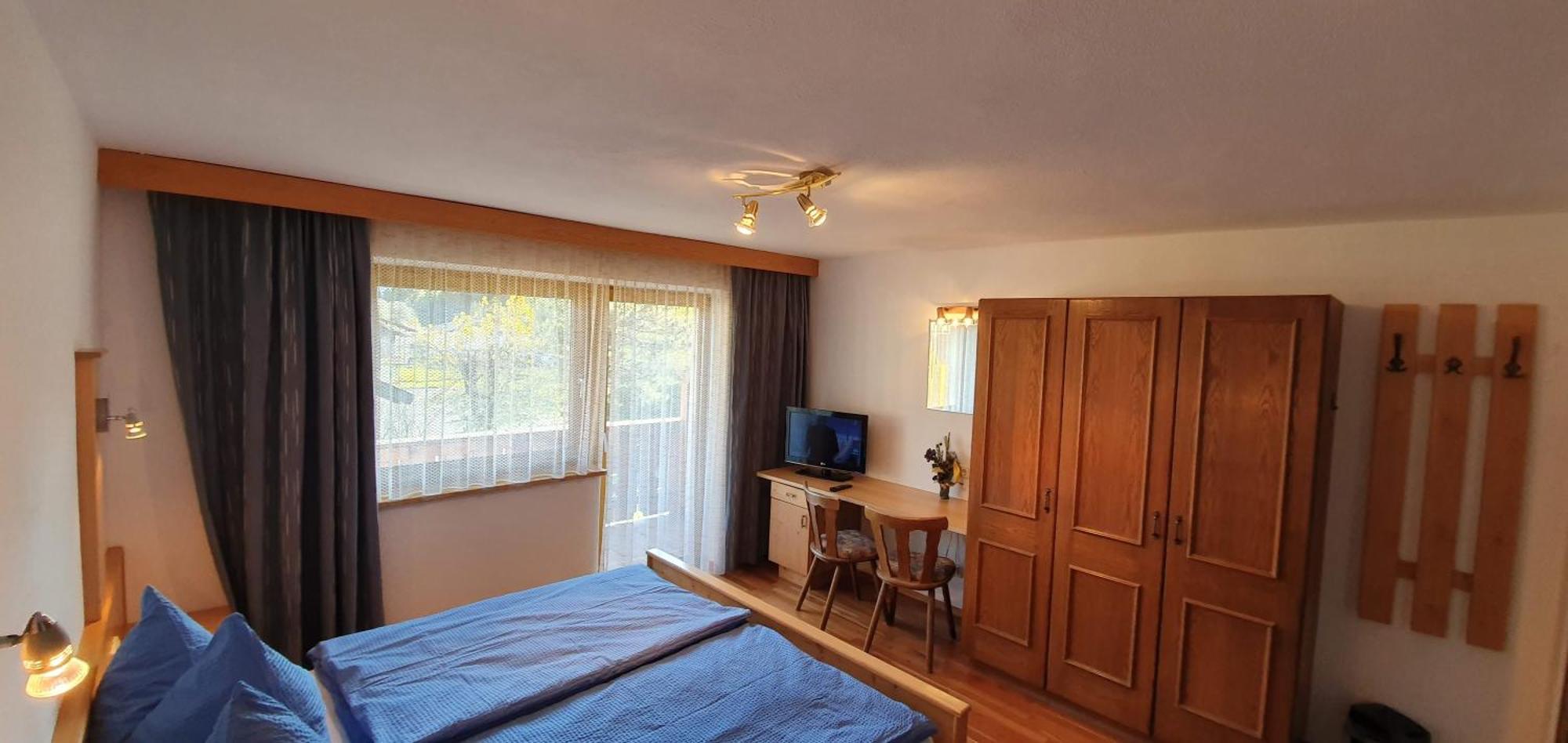 Pension Appartements Via Claudia レルモース 部屋 写真