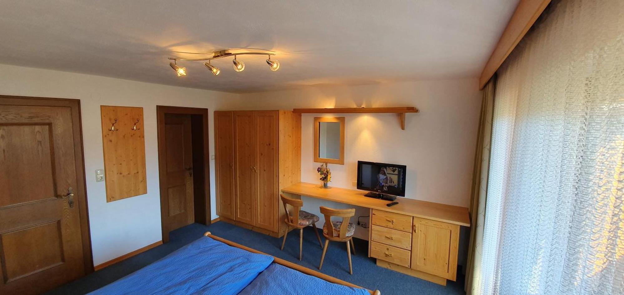 Pension Appartements Via Claudia レルモース 部屋 写真
