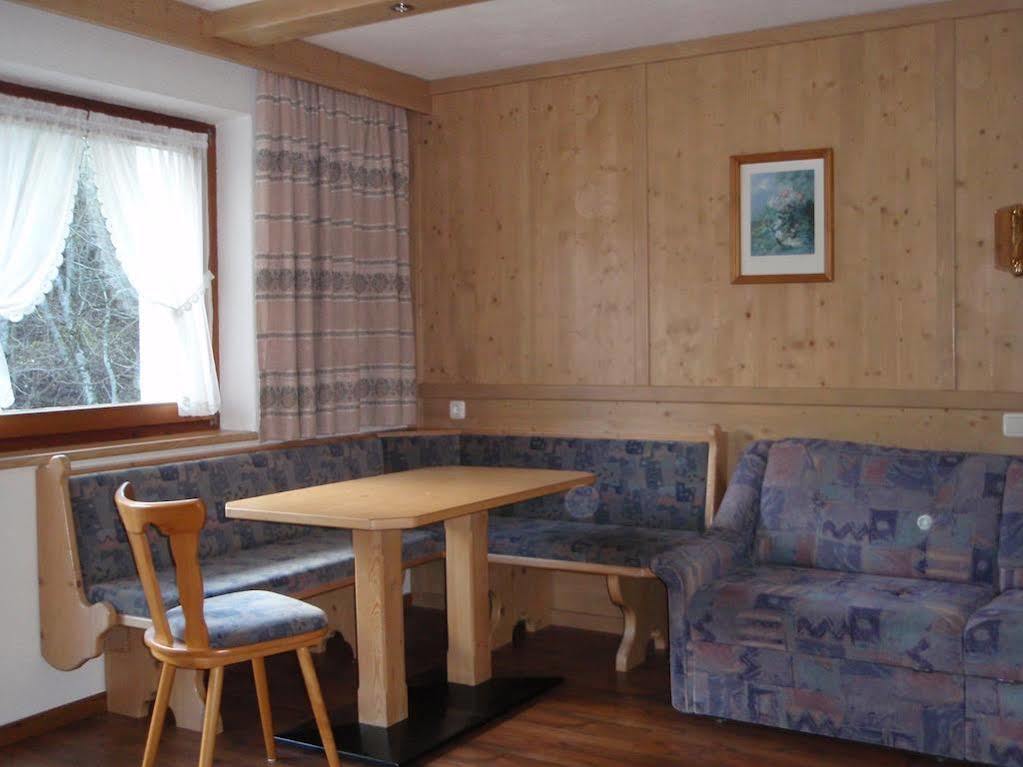 Pension Appartements Via Claudia レルモース エクステリア 写真